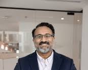 Pushkar Maharaj, Hotel Owner